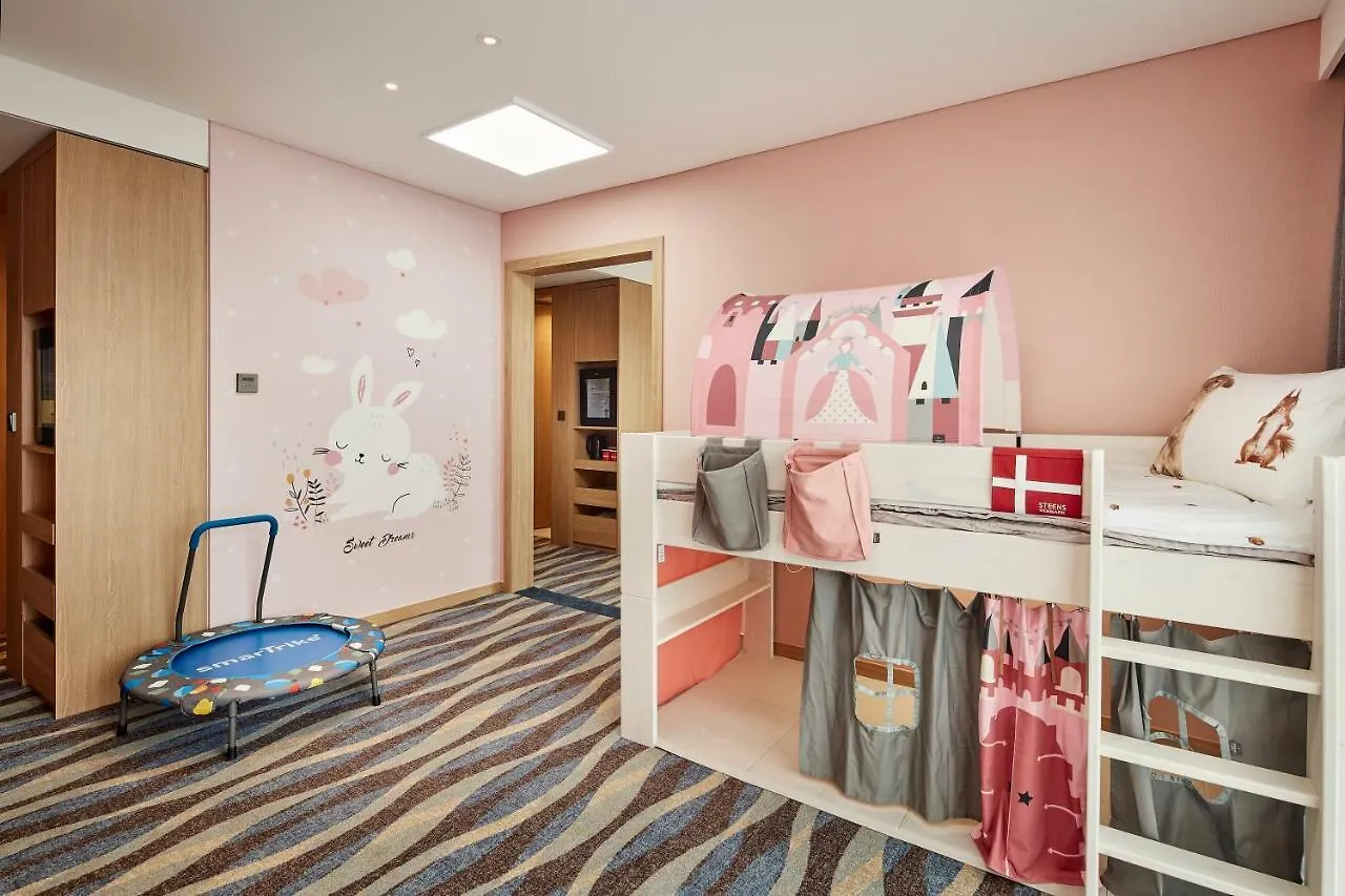 Ramada Encore By Wyndham Gimpo Han River Hotel